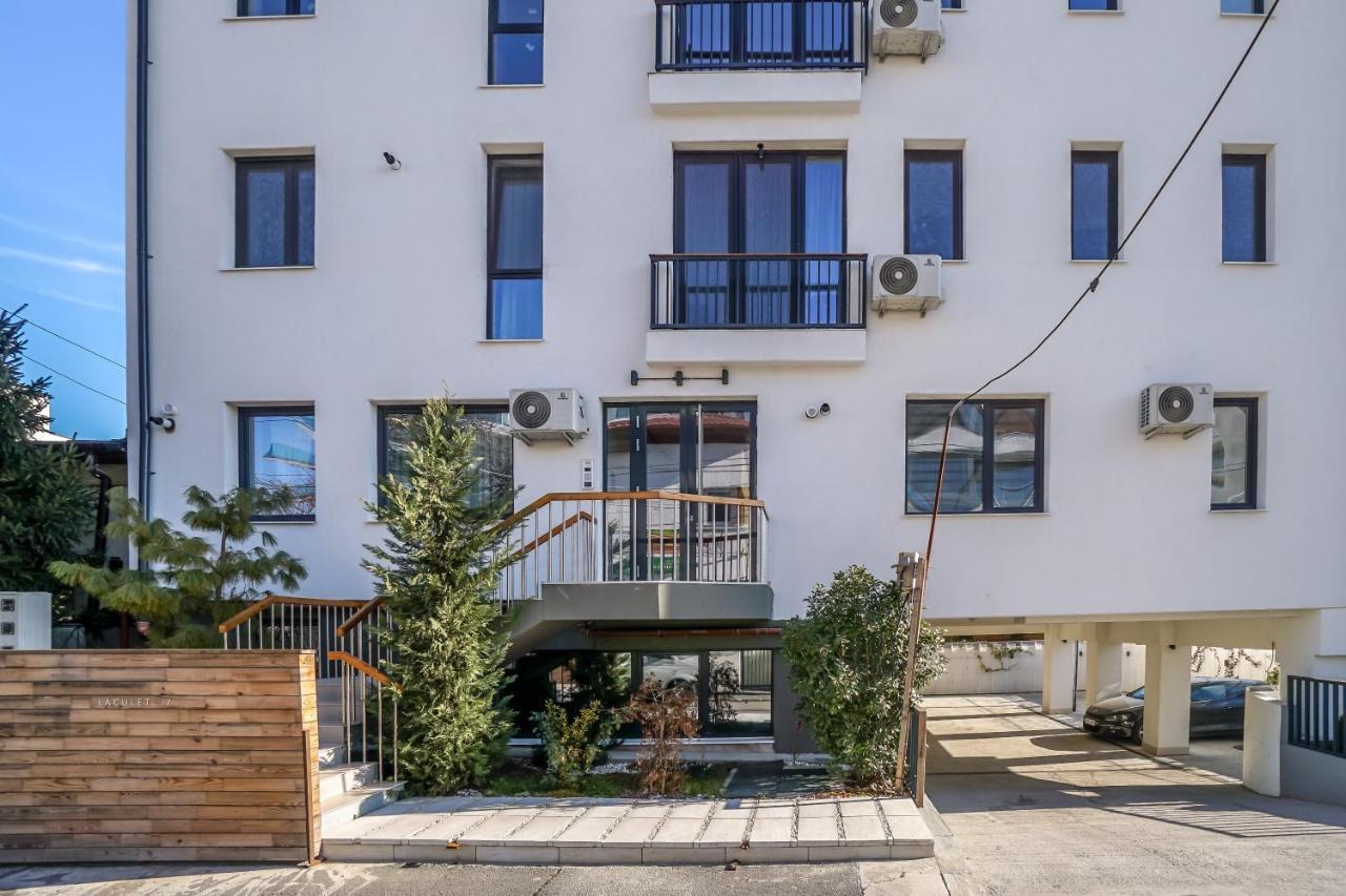 Bright Apartments Moments Away From Herastrau Park, Mall And Metro Bucarest Extérieur photo